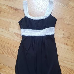 Black and white Rampage dress